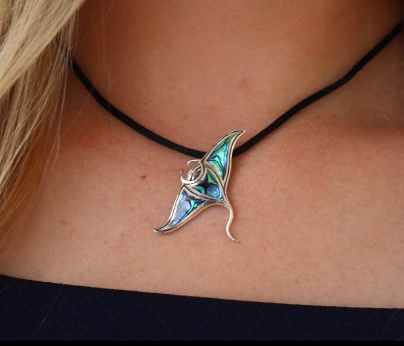 Manta Ray Necklace Pendant Handmade Abalone Paua Shell Sterling Silver image 5