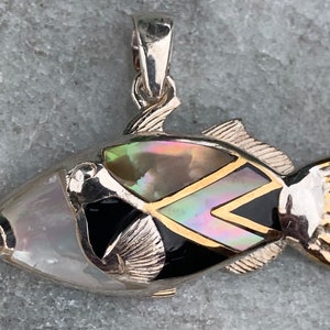 Humuhumunukunukuapua’a (Trigger Fish) Hawaiian State Fish Necklace Pendant. Silver, Mother of Pearl, Black Lip Oyster Shell.