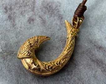 Hawaiian Maui Island Fishing Hook Tribal Necklace Pendant. 18K Gold Vermeil.