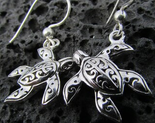 DAYLINLOVE Orecchini Pendenti A Tartaruga Marina In Argento 925 – Gioielli A Tema Oceanico, Ipoallergenici, Con Confezione Regalo E Panno Pulente