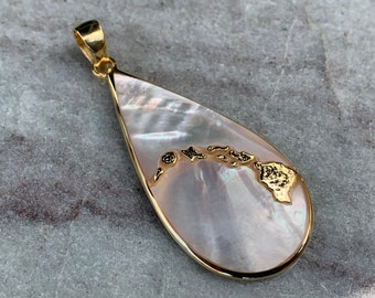 Hawaii Islands Chain Necklace Pendant. Gold Vermeil, Mother of Pearl.