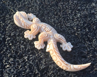 Polynesian Tattoo Gecko Lizard Salamander Bone Carved Necklace. Adjustable Cord.