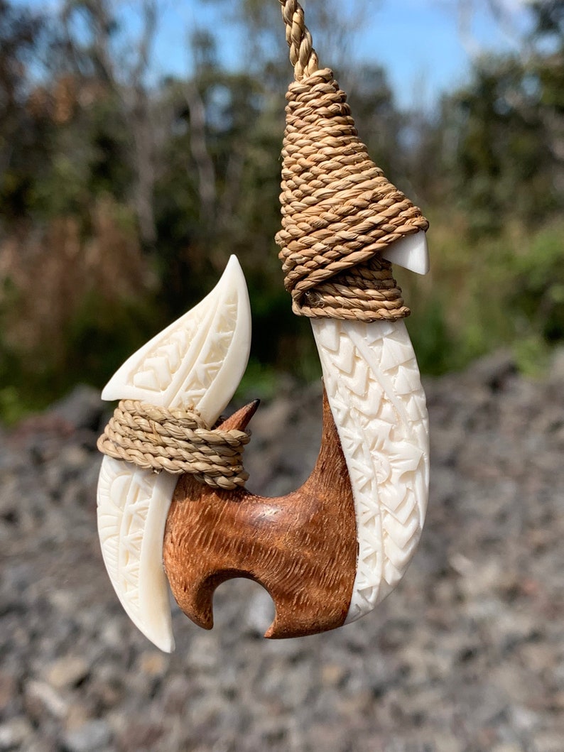Hawaiian Maui Makau Traditional Native Fish Hook Necklace Pendant. Wood and bone carved. image 5
