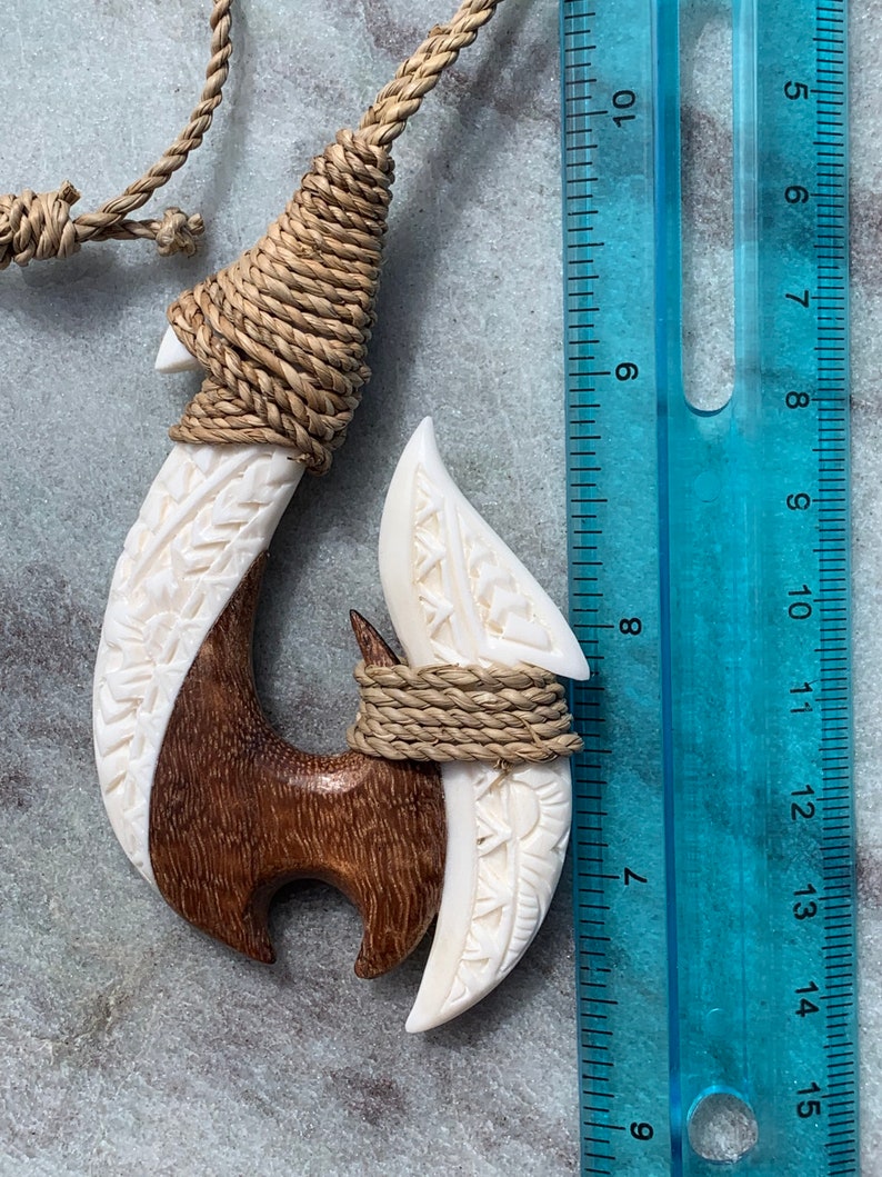 Hawaiian Maui Makau Traditional Native Fish Hook Necklace Pendant. Wood and bone carved. image 9