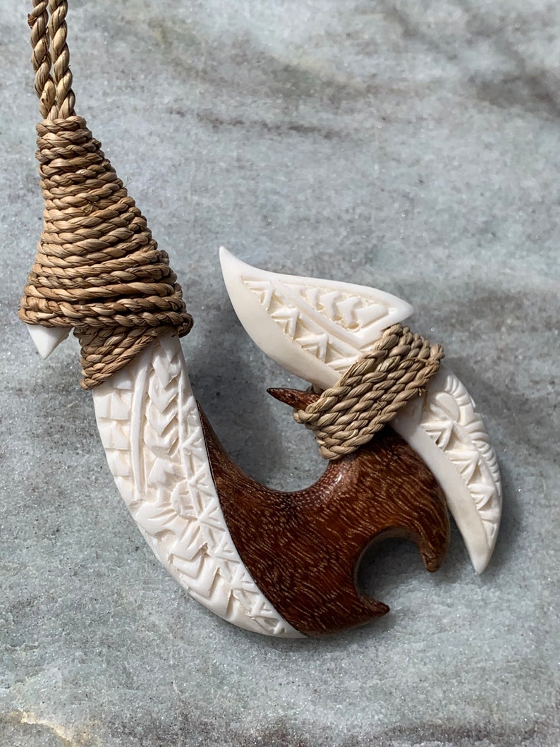 Hawaiian Maui Makau Traditional Native Fish Hook Necklace Pendant. Wood and bone carved. image 6