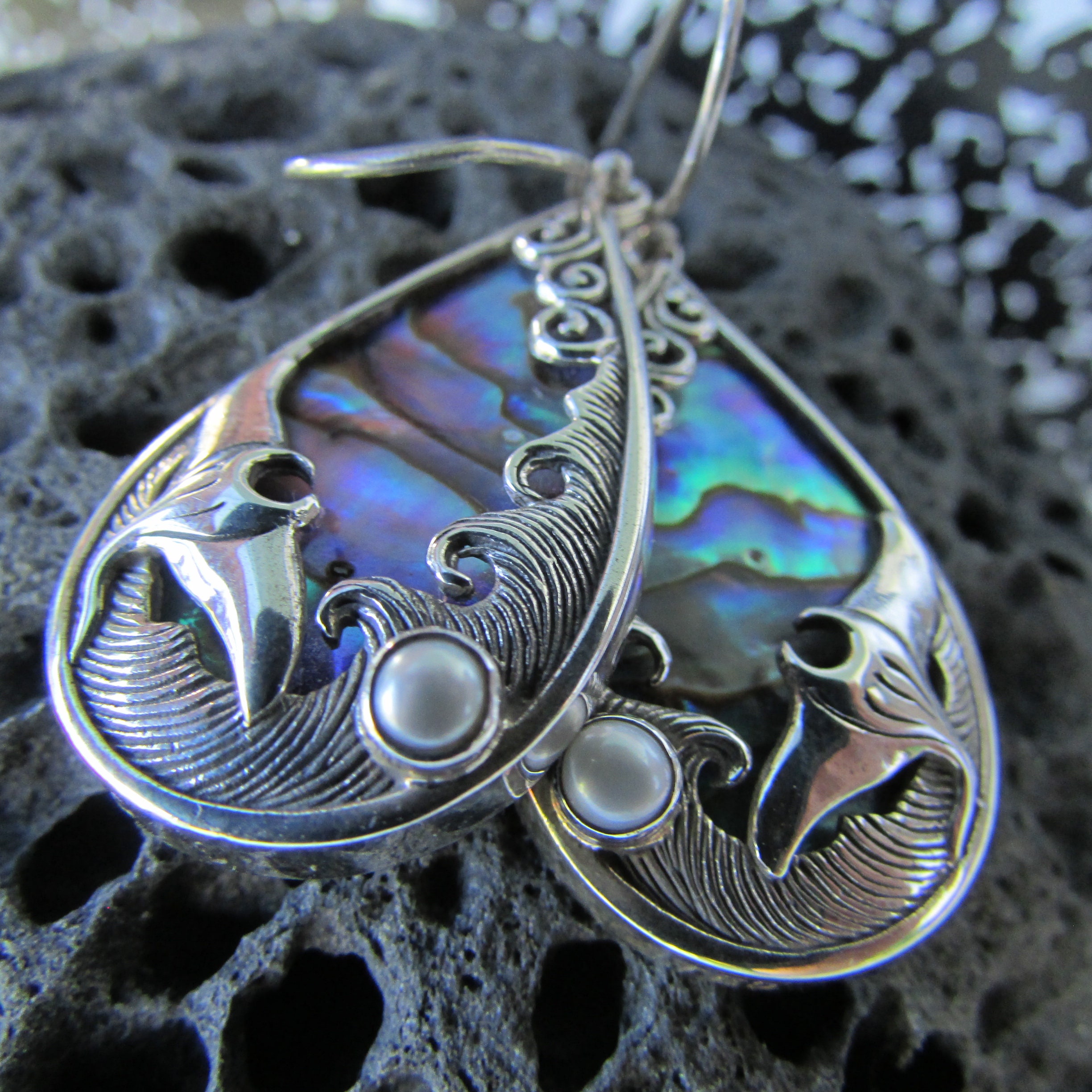 USA wholesale prices Manta Ray Wave Earrings Abalone Paua Shell