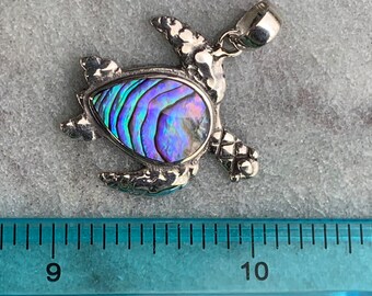 Pendentif Tortue Hawaïenne Honu En Acier Inoxydable - Amulette Protection, Style Marin