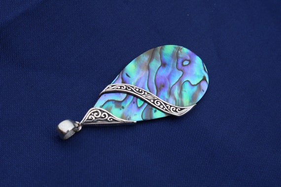 Collana con ciondolo a forma di libellula, conchiglia di abalone, catena in argento, gioiello importante, regalo, fatto a mano - Italia