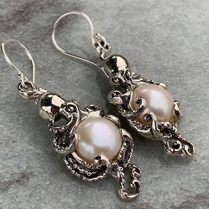 Mabe Pearl Octopus earrings. Sterling Silver.