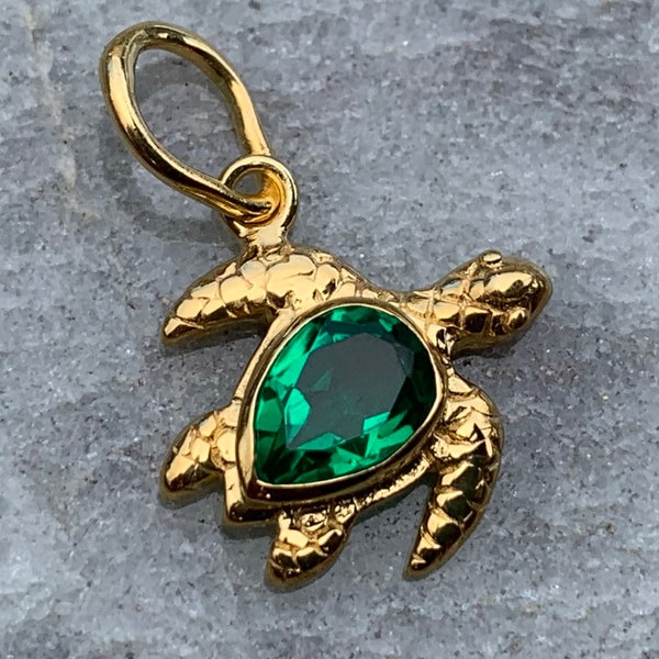 Emerald Turtle Charm Pendant Necklace. Gold Vermeil.