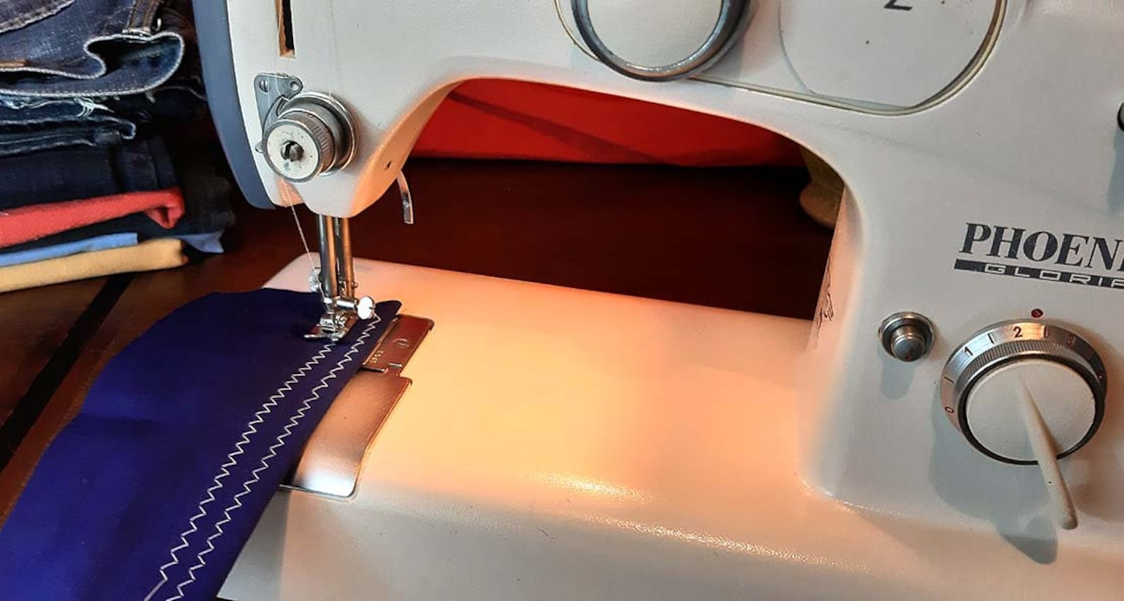 Vintage German Sewing Machine Phoenix Gloria. Free Shipping Etsy Canada