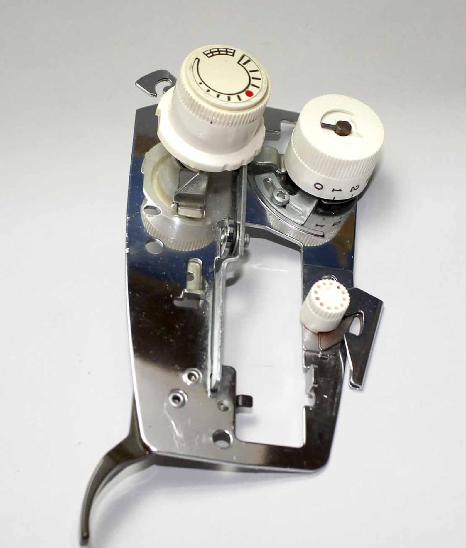 Husqvarna Viking 5540 Sewing Machine Tension Regulator. Original Parts