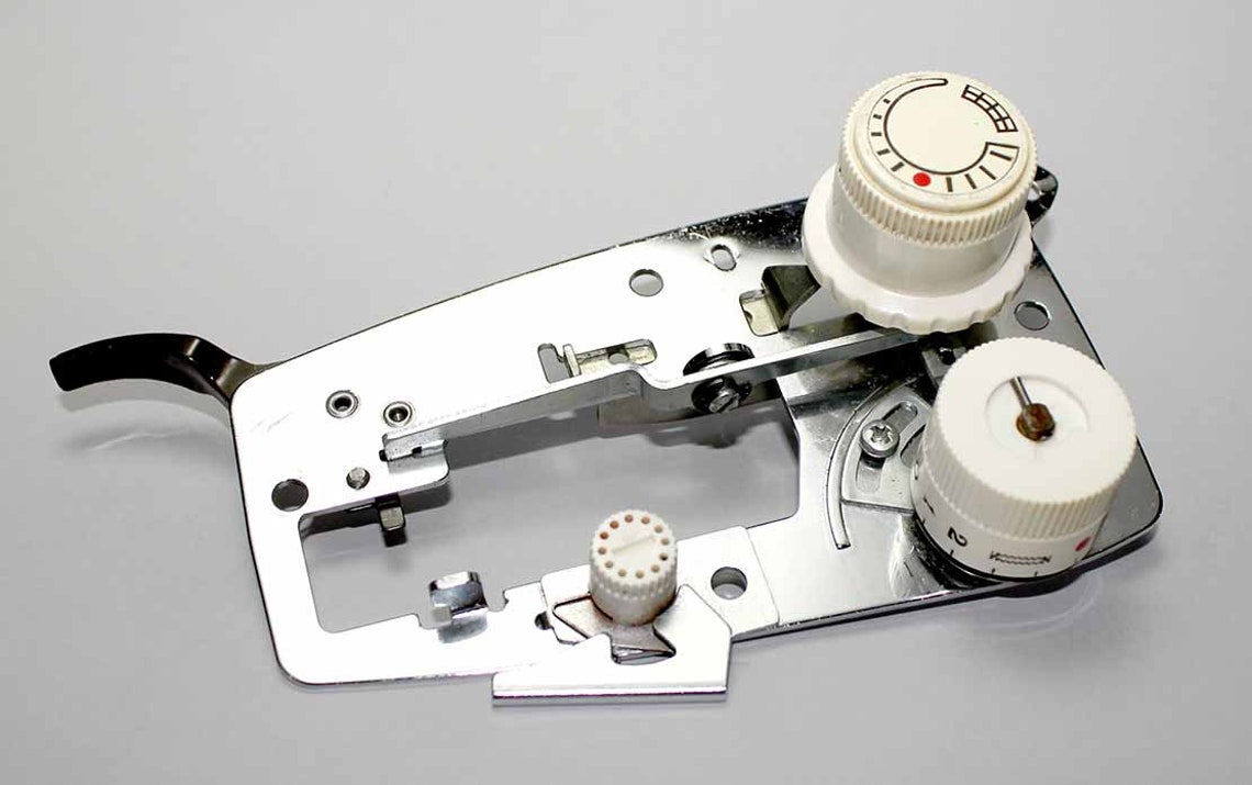 Husqvarna Viking 5540 Sewing Machine Tension Regulator. Original Parts