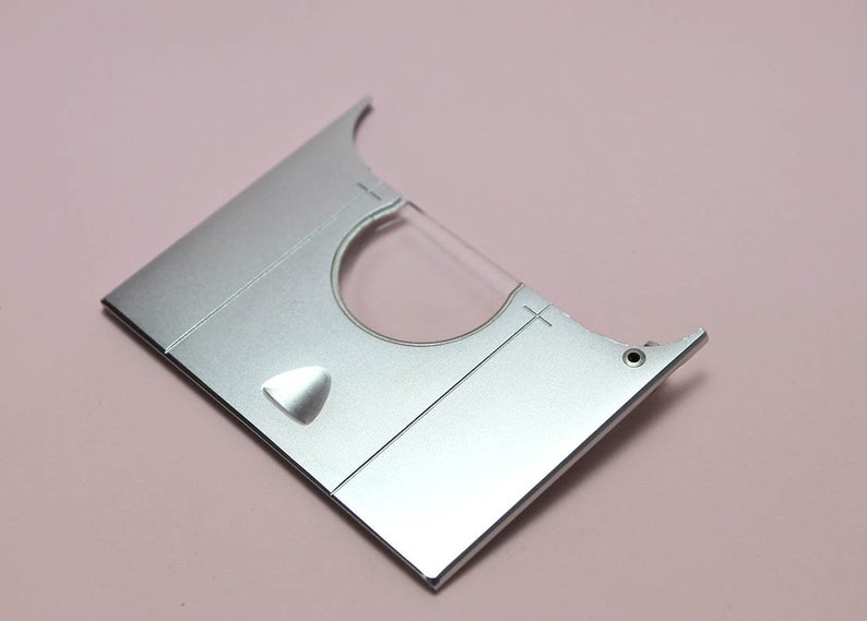 singer futura bobbin case