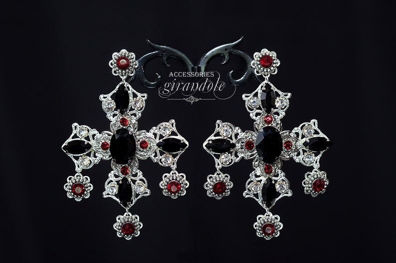 Wedding luxury earrings Chandelier earrings Luxury earrings Earrings-crosses Medici Gorgeous earrings Bridal earrings Crystal earrings