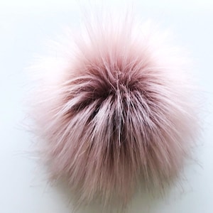  Halloscume 100 Pieces Faux Fur Pom Poms for Hats Fluffy Pom  Poms with Elastic Loop DIY Faux Fox Soft Fur Pom Pom for Crafts Hats  Beanies Scarves Gloves Bags Shoes Keychains