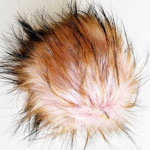 Dolly Dash Faux Fur Pom Pom