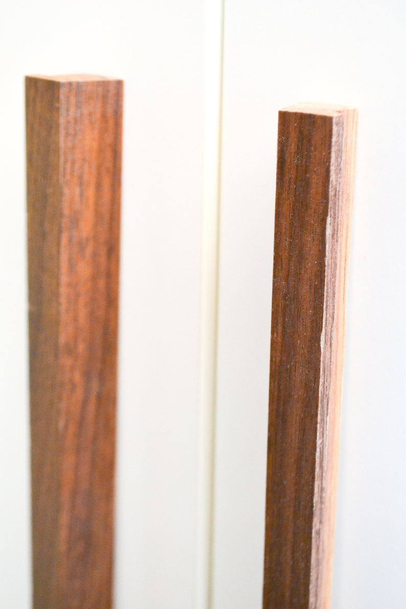 Poignées En Noyer à Damier Pour Colt 1911 .45 | Reproduction Style Militaire | Design Damier, Look Vintage | Neuf, Non Modifié