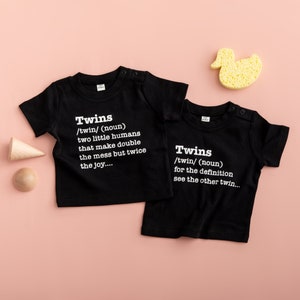 双子の定義Tシャツセット、双子の幼児用シャツ、双子の誕生日プレゼント、兄弟双子の男の子または女の子用Tシャツ、お揃いの服、双子の赤ちゃんへのプレゼント