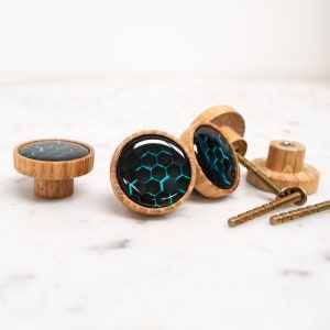 Geometric Oak Knob, honeycomb pattern round drawer knob, modern knob handle, Black & blue contemporary knobs upcycled furniture hardware