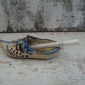 Glazed clay ashtray Vintage ashtray Folk ashtray Мoccasin ashtray Indoor ashtray Outdoor ashtray Home decor Rustic decor Gift for smokers