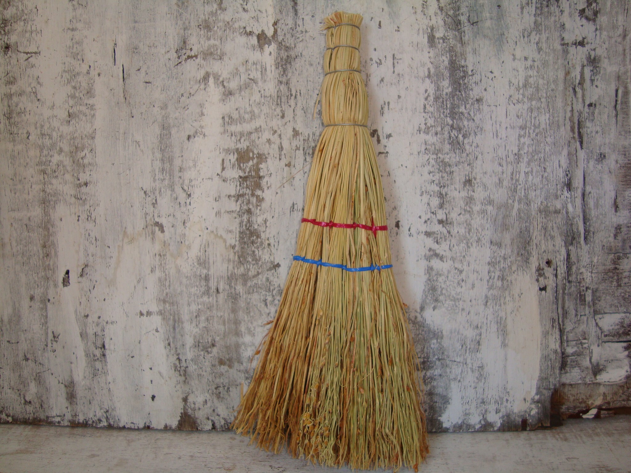 TOUGH GUY 3ZJD8 Corn Broom,Head and Handle,11-1//2/",Black