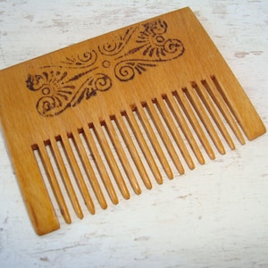 Vintage Handmade, Wooden Comb , NEW