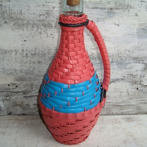 Vintage wrapped bottle, Vintage decorative wine bottle, Rustic alcohol bottle, Kitchen decor,wine glass bottle,Handmade knitted decanter.