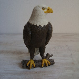 vintage  figurine- Collection and game figurine - Beloglass Eagle