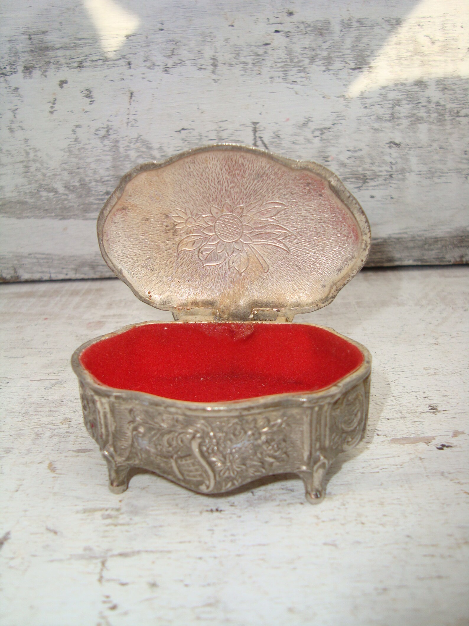 Vintage Metal Jewelry Box Trinket Box Vintage Oval Metal Etsy