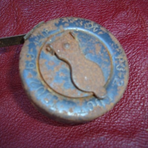 Vintage tape measure, Roll up tape measure 2 m, Tape measure, Collector&#39;s vintage roulette, Vintage tape line, Old tape in metal body