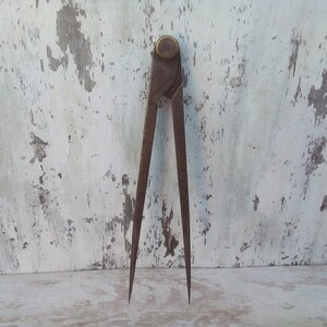 Vintage Compasses, Vintage  old Compasses, Metal Compasses, Vintage Drafting Compasses.gifts,gift