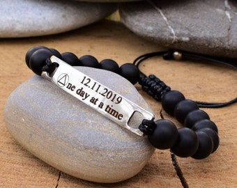 mens sobriety gift sober date bracelet alcoholic addiction recovery date aa gifts for men dad women him her mom 1 year aa anniversary gift