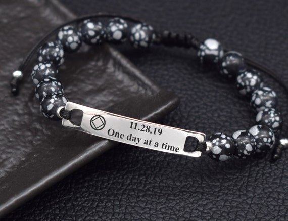 Motivational Bracelet For Men & Women - Adjustable Paracord, Sobriety Gift, Inspirational Keep Going Bracelet