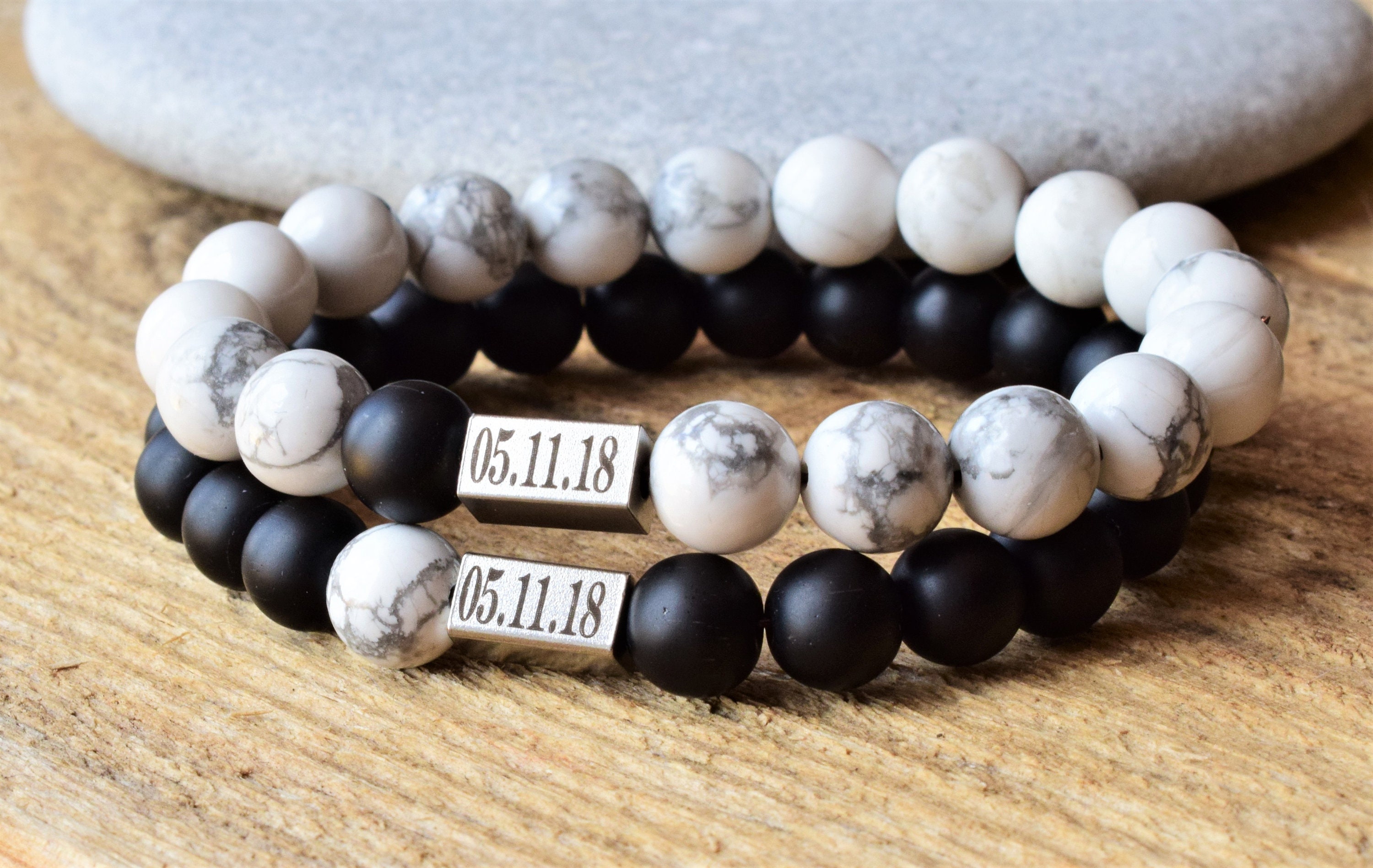 Braccialetto dell'amicizia a lunga distanza, regalo personalizzato per la migliore amica, braccialetto di compleanno, braccialetto di coppia per sorella e fratello, gioielli per le relazioni - Italia