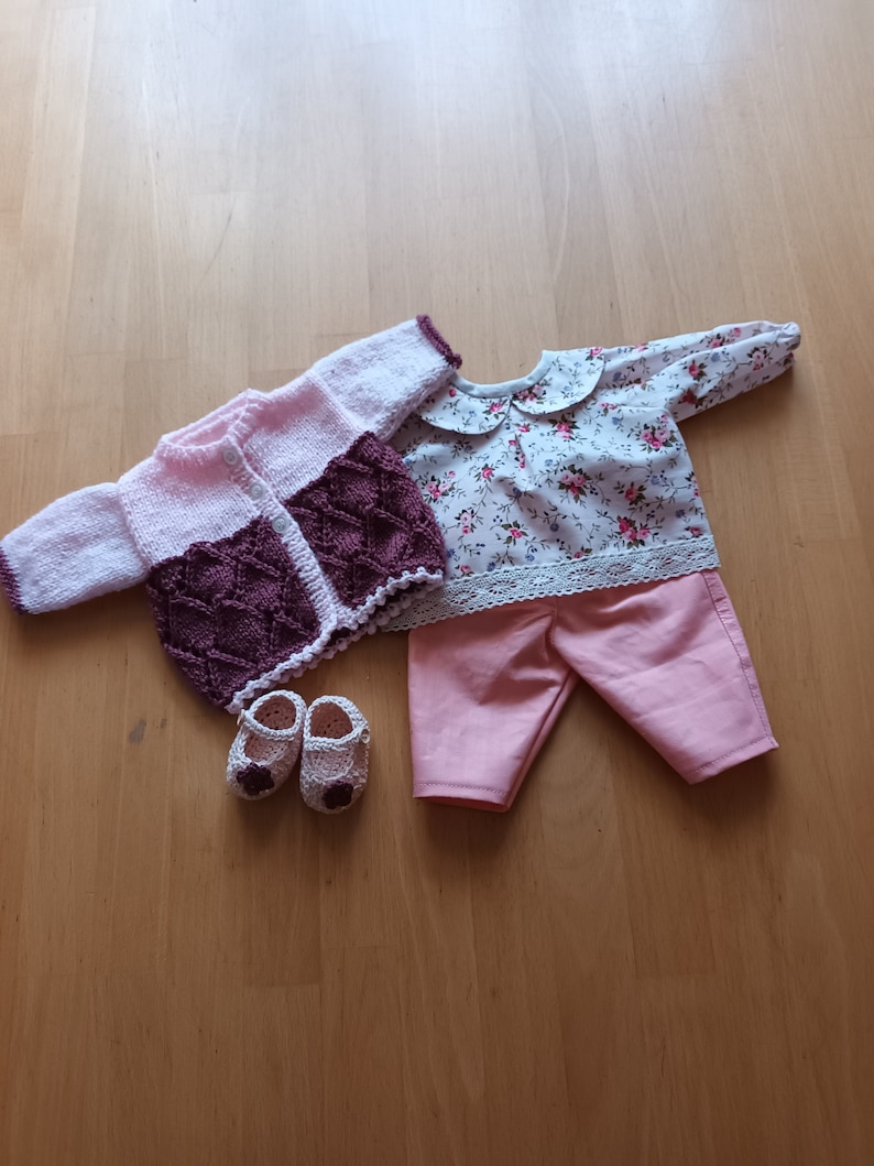 Set of doll clothes. image 1