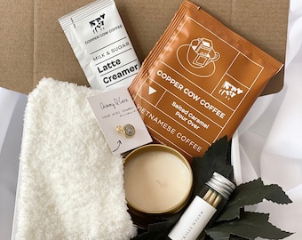 Gemütliche Geschenkbox für Sie | Geschenkbox für Frauen |Socken, Kerze, Self Care Geschenkbox | Geschenk für Freund | Comfort Hygge Box | Durchdachtes Pflegepaket