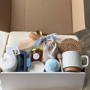 Cozy Hygge Gift Box | Self Care gift box | Mothers day |Gift set for her | Mom Miss you | Sending a hug | Gift for colleagues | Holiday Gift