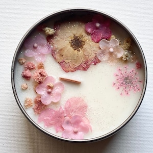 Floral  Candle | 100% Soy Wax Candle | Gift for A Friend | Botanical Candle | Handmade Gift | Bridgerton