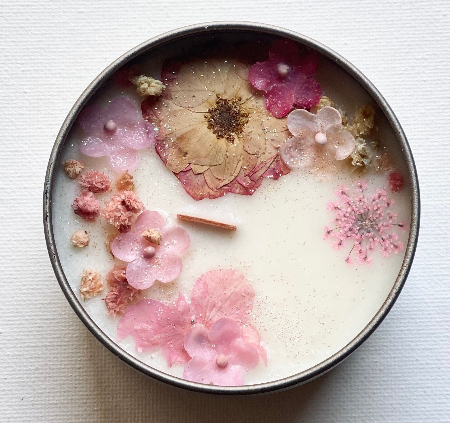 新品未使用⭐︎jnhearts Airily Bottoms Flower Floral Candle | 100% Soy Wax Candle | Gift for A Friend