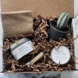 Geschenkdoos met kaars en plant | Bedankdoosje | Beterschap-cadeaudoos | Verzorgende doos | Verzorgingspakket voor haar | Plantenbak