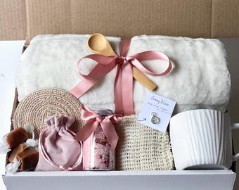 Thinking of you Gift Box | Friendship Gift Box | Self Care Gift Box | Care Package for Her | Best Friend Box | Stress Relief | Blanket Gift