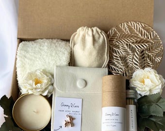 Gemütliche Geschenkbox für sie | Denken an Sie Geschenkbox | Umarmung in einer Box | Socken, Kerze Geschenk | Pflegepaket | Geschenk für jeden Anlass | Hygge Geschenkbox