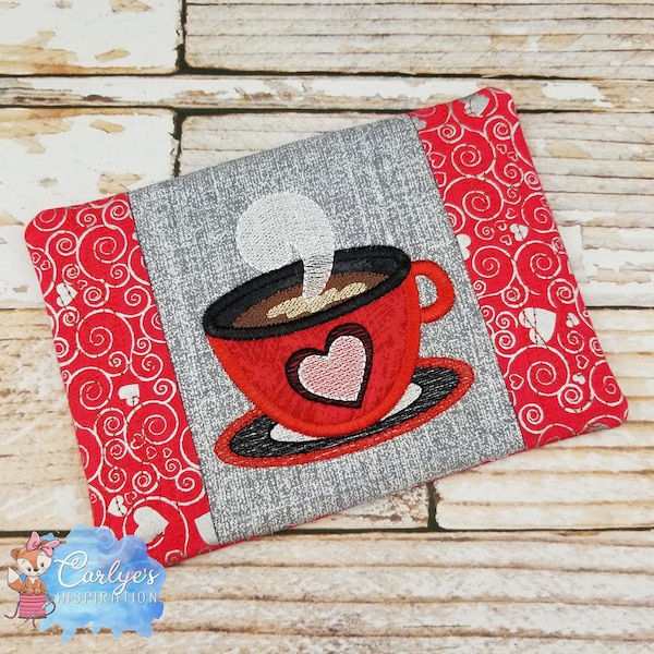 Coeur de café entièrement dans le cerceau Mug design - 5 x 7 et 6 x 10 - broderie - Saint-Valentin - ITH - tutoriel photo étape par étape inclus