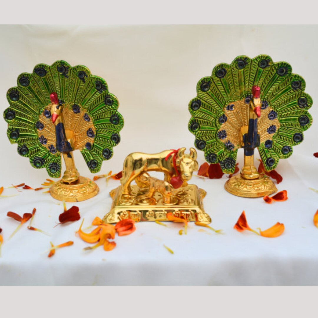 Beautiful Peacock Statue Decor Pair Set for Altar With Golden Colour