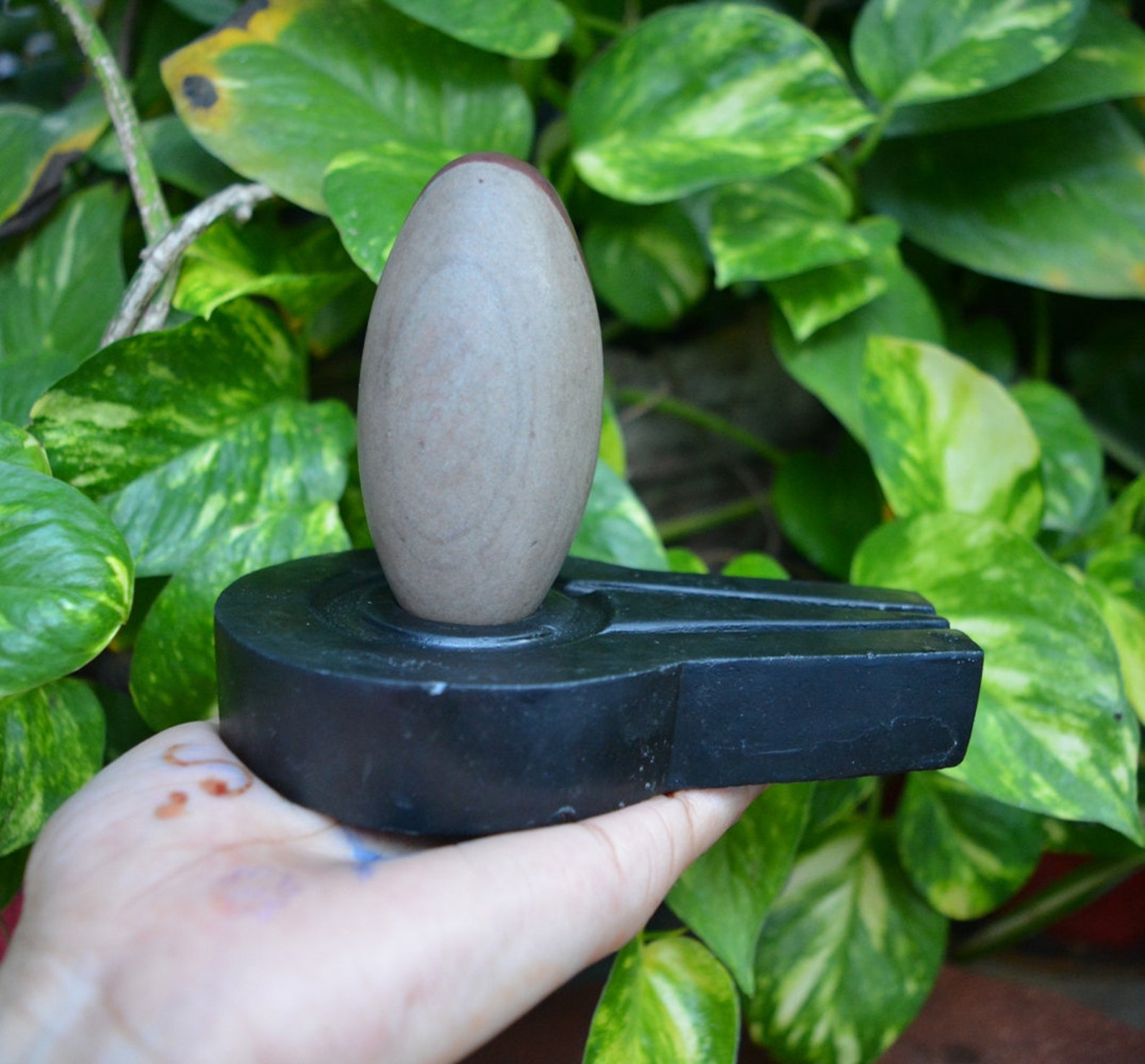 5 Handmade Black Stone Yoni Base with 3 Rare Etsy