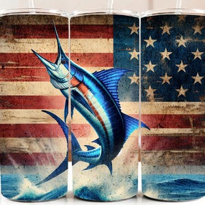 Envoltura para vaso con bandera estadounidense de marlín PNG / Diseño patriótico de pesca para vaso de 20 oz / Archivo de sublimación del 4 de julio / Pescador deportivo de EE. UU. PNG