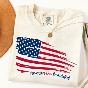 Beunruhigte amerikanische Flagge PNG | Amerika die schöne Sublimation | Vaterländisches Hemd-Design | Juli 4 DIY | Cricut Cut-Datei | Digitales DIY