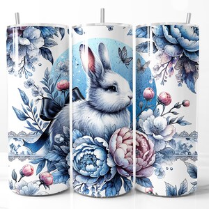 Chinoiserie Blue Floral Bunny 20 Unzen Skinny Tumbler Wrap, Vintage Ostern Sublimation PNG, Toile Bunny Kaninchen DIY Digital Download Frühlingsgeschenk