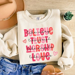 Retro Christian Believe Like Mary PNG / Cristiano PNG / Maglietta religiosa di San Valentino / Sublimazione PNG / File di taglio Cricut / Regalo di San Valentino per lei